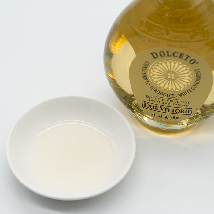 ドゥエヴィットーリエ ホワイトバルサミコ Due Vittorie 250ml
